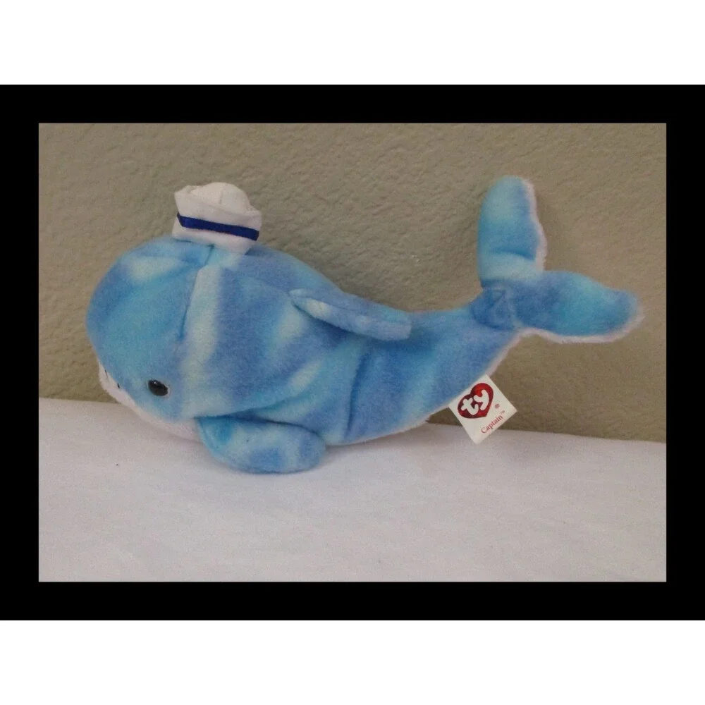 Ty Beanie Baby Captain The Whale NO TAG